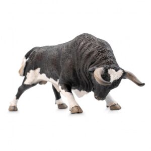 TORO BRAVO CALCETERO EMBISTIENDO